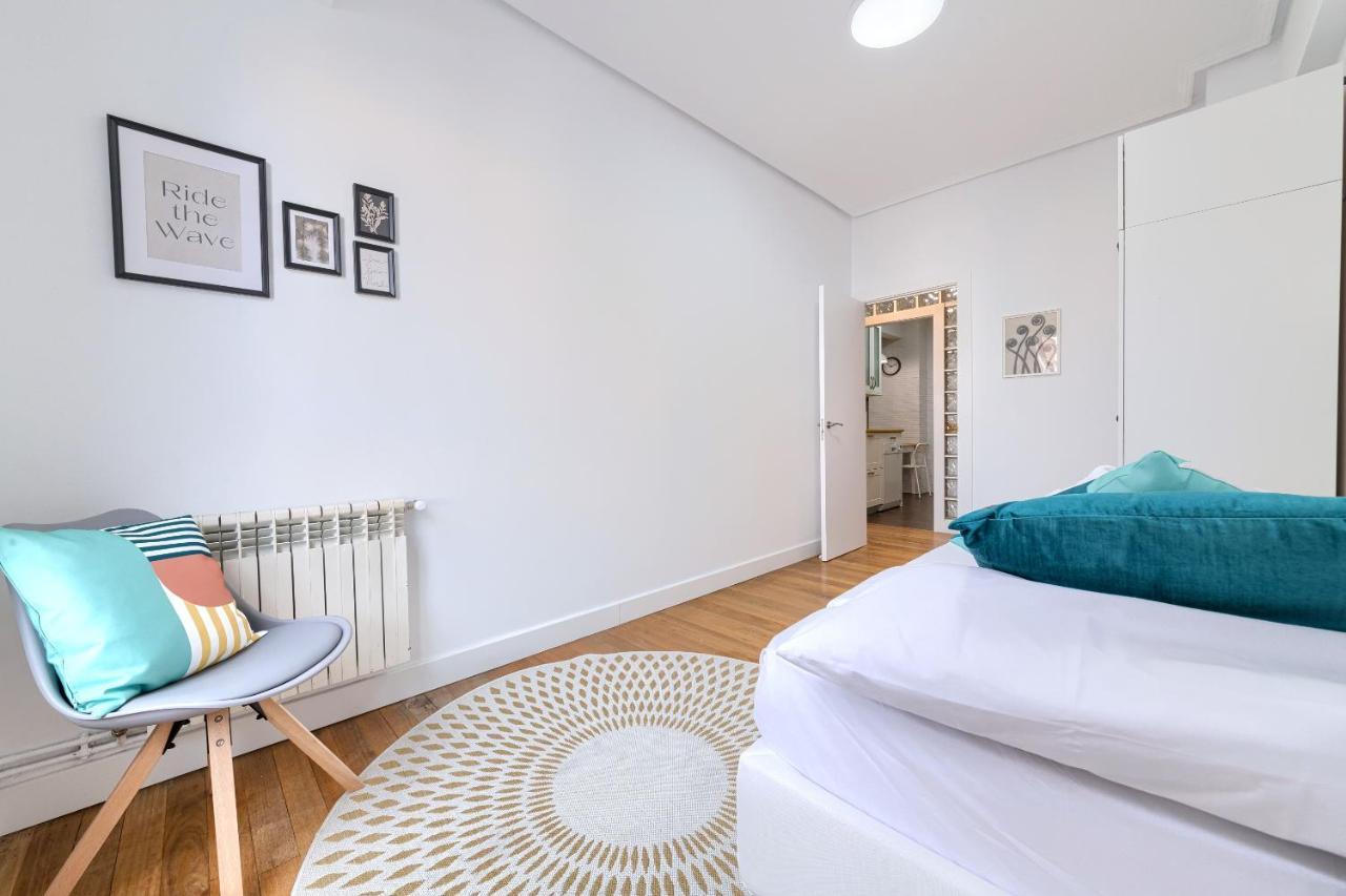 Iturribide Hogar Moderno Junto Al Metro Leilighet Bilbao Eksteriør bilde